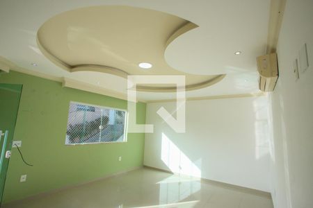 Casa de condomínio à venda com 239m², 3 quartos e 2 vagas Casa de condomínio à venda com 239m², 3 quartos e 2 vagasQuarto Suíte 1