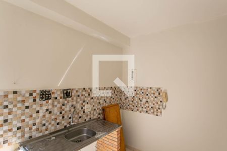 Apartamento para alugar com 42m², 2 quartos e 1 vaga Apartamento para alugar com 42m², 2 quartos e 1 vagaCozinha e Área de Serviço