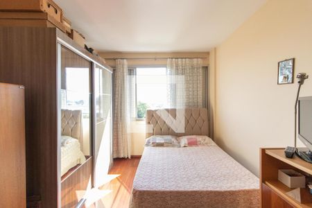 Apartamento à venda com 76m², 2 quartos e 1 vaga