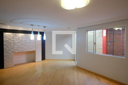Sala de casa para alugar com 3 quartos, 203m² em Fanny, Curitiba
