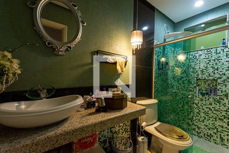 Casa de condomínio à venda com 150m², 4 quartos e 6 vagas Casa de condomínio à venda com 150m², 4 quartos e 6 vagasBanheiro