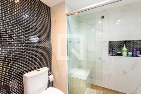Banheiro da Suíte 1 de casa de condomínio à venda com 4 quartos, 150m² em Pendotiba, Niterói