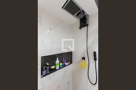 Casa de condomínio à venda com 150m², 4 quartos e 6 vagas Casa de condomínio à venda com 150m², 4 quartos e 6 vagasBanheiro da Suíte 1