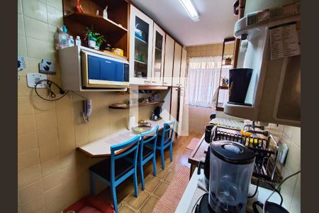 Apartamento à venda com 80m², 4 quartos e 1 vagaCozinha