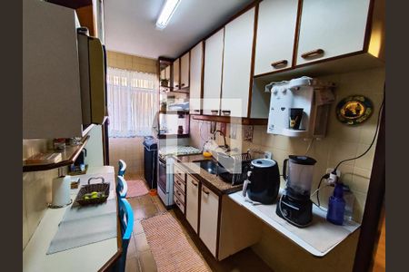 Apartamento à venda com 80m², 4 quartos e 1 vagaCozinha