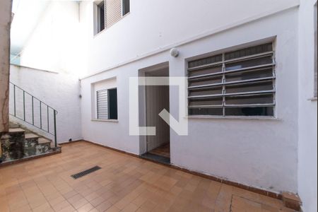 Casa para alugar com 220m², 4 quartos e 4 vagasQuintal