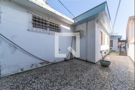 Casa para alugar com 220m², 4 quartos e 4 vagasQuintal