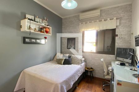 Casa de condomínio para alugar com 165m², 3 quartos e 3 vagasQuarto 2