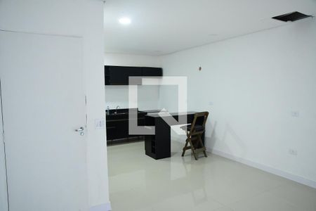 Sala/Cozinha de casa de condomínio para alugar com 3 quartos, 136m² em Chácara Canta Galo, Cotia