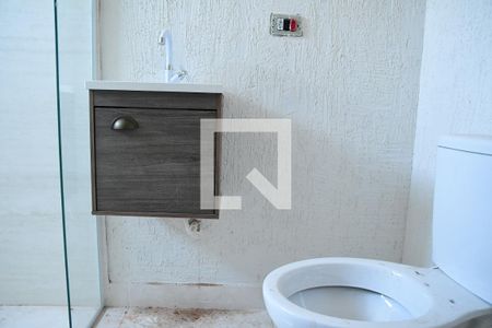 Casa de condomínio para alugar com 136m², 3 quartos e 1 vagaBanheiro suíte 1 