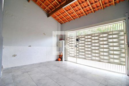 Casa à venda com 130m², 2 quartos e 2 vagasGaragem
