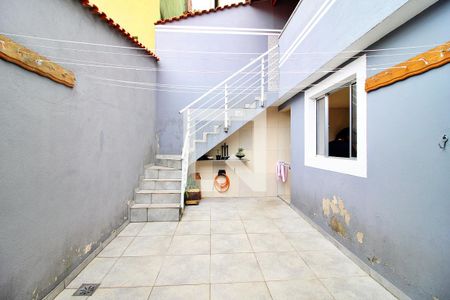 Casa à venda com 130m², 2 quartos e 2 vagasQuintal