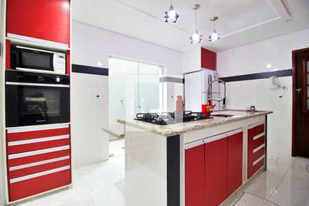 Casa à venda com 130m², 2 quartos e 2 vagasCozinha