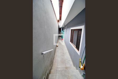 Casa à venda com 130m², 2 quartos e 2 vagasCorredor