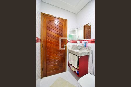 Casa à venda com 130m², 2 quartos e 2 vagasBanheiro 2