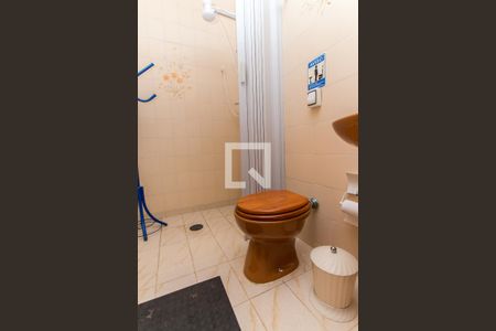 Casa à venda com 500m², 4 quartos e 3 vagasBanheiro de Serviço