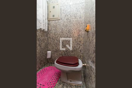 Lavabo   de casa à venda com 4 quartos, 500m² em Vila Paiva, São Paulo