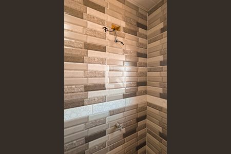 Casa para alugar com 90m², 2 quartos e 1 vaga Casa para alugar com 90m², 2 quartos e 1 vagaBanheiro