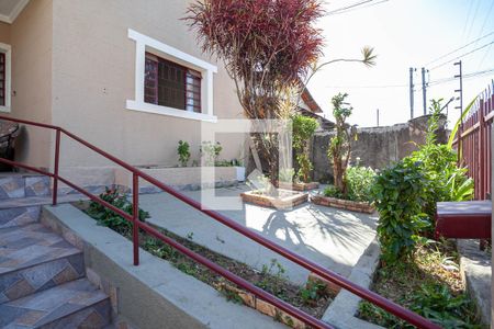 Casa à venda com 195m², 3 quartos e 4 vagasFachada