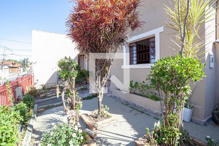 Casa à venda com 195m², 3 quartos e 4 vagasFachada