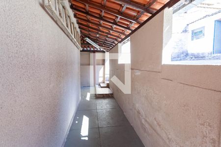 Casa à venda com 195m², 3 quartos e 4 vagasCorredor