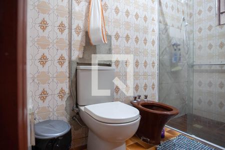 Casa à venda com 195m², 3 quartos e 4 vagasBanheiro social