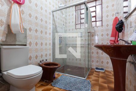 Casa à venda com 195m², 3 quartos e 4 vagasBanheiro social