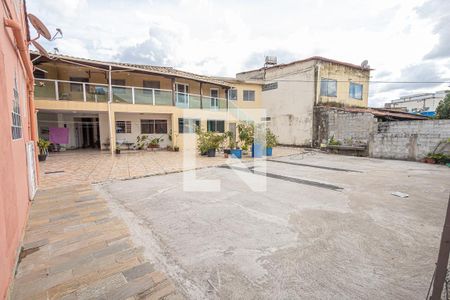 Casa à venda com 1036m², 15 quartos e 12 vagasÁrea externa / barracões 