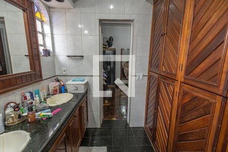 Casa à venda com 1036m², 15 quartos e 12 vagasBanheiro da suite