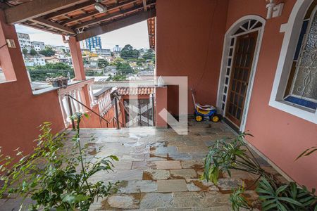 Varanda de casa à venda com 15 quartos, 1036m² em Glória, Belo Horizonte