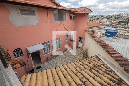 Casa à venda com 1036m², 15 quartos e 12 vagasÁrea externa / barracões 