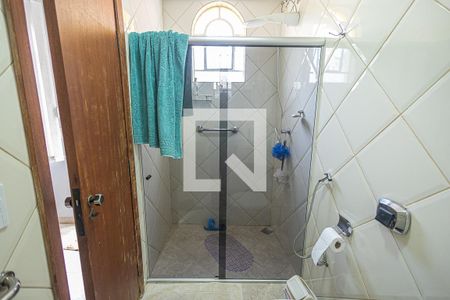 Casa à venda com 1036m², 15 quartos e 12 vagasBanheiro social