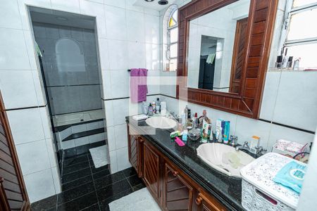 Casa à venda com 1036m², 15 quartos e 12 vagasBanheiro da suite