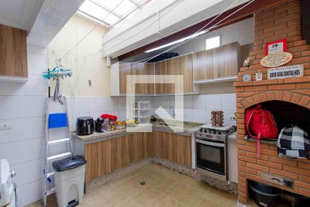 Casa à venda com 240m², 3 quartos e 2 vagas Casa à venda com 240m², 3 quartos e 2 vagasÁrea de Serviço e Área Gourmet