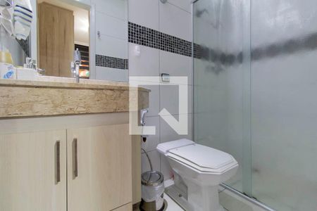 Casa à venda com 240m², 3 quartos e 2 vagas Casa à venda com 240m², 3 quartos e 2 vagasBanheiro Suíte 2