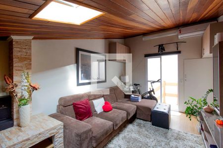 Casa à venda com 240m², 3 quartos e 2 vagas Casa à venda com 240m², 3 quartos e 2 vagasSótão