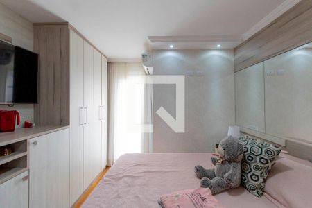 Casa à venda com 240m², 3 quartos e 2 vagas Casa à venda com 240m², 3 quartos e 2 vagasSuíte