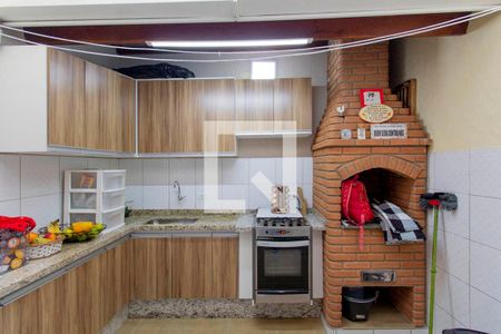 Casa à venda com 240m², 3 quartos e 2 vagas Casa à venda com 240m², 3 quartos e 2 vagasÁrea de Serviço e Área Gourmet