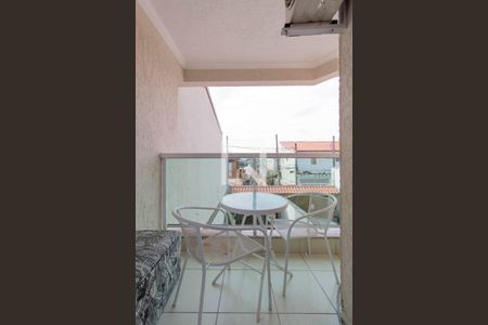 Casa à venda com 240m², 3 quartos e 2 vagas Casa à venda com 240m², 3 quartos e 2 vagasSacada Suíte