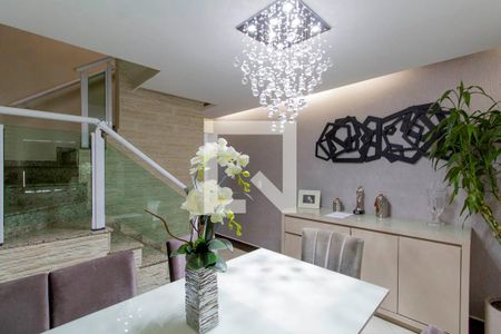 Sala de Jantar de casa à venda com 3 quartos, 240m² em Vila Marieta, São Paulo