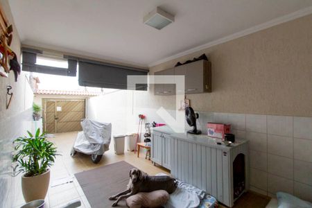 Casa à venda com 240m², 3 quartos e 2 vagas Casa à venda com 240m², 3 quartos e 2 vagasGaragem