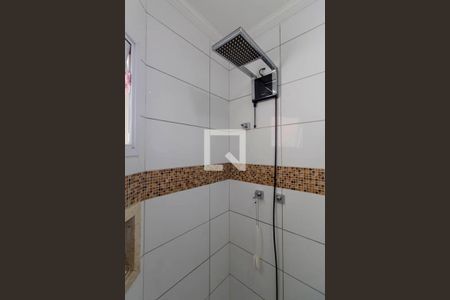 Casa à venda com 240m², 3 quartos e 2 vagas Casa à venda com 240m², 3 quartos e 2 vagasBanheiro Suíte