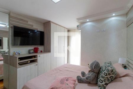 Casa à venda com 240m², 3 quartos e 2 vagas Casa à venda com 240m², 3 quartos e 2 vagasSuíte