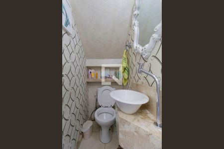 Lavabo de casa à venda com 3 quartos, 240m² em Vila Marieta, São Paulo