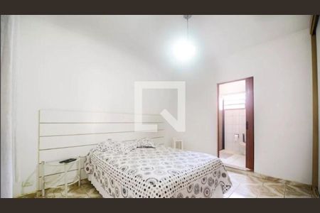 Casa à venda com 3 quartos, 383m² em Vila Camilopolis, Santo André