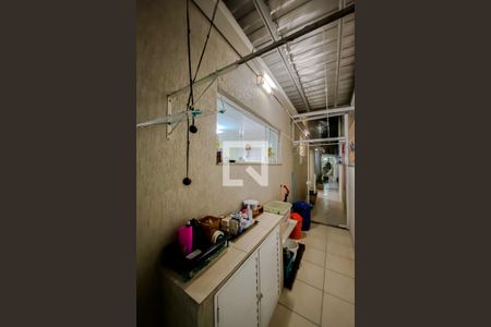 Casa à venda com 140m², 3 quartos e 4 vagasCorredor