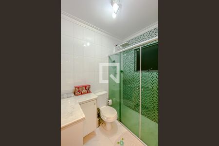 Casa à venda com 140m², 3 quartos e 4 vagasBanheiro da Suíte