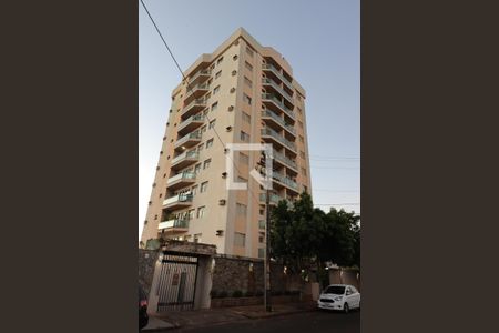 Apartamento para alugar com 54m², 1 quarto e 1 vaga Apartamento para alugar com 54m², 1 quarto e 1 vagaFachada