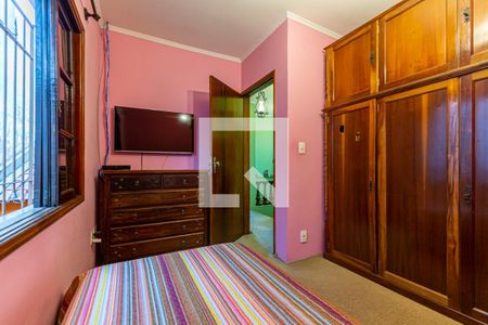 Casa à venda com 250m², 3 quartos e 2 vagasQuarto 2