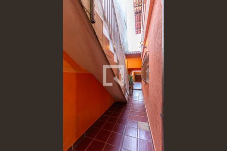 Casa à venda com 250m², 3 quartos e 2 vagasCorredor Lateral